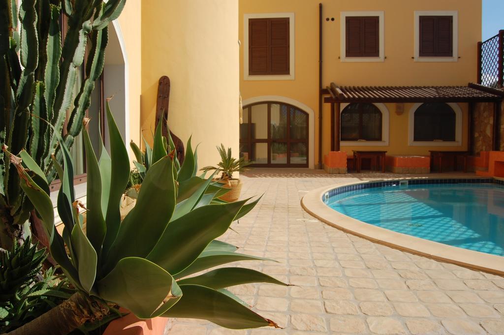 Hotel El Mosaico Del Sol Lampedusa Exterior foto